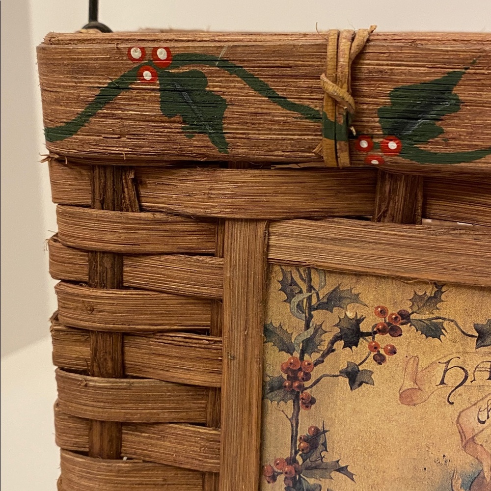 Square Christmas Themed Basket “Hark The Herald Angels Sing” w/Angels Cherubs - Picture 3 of 16